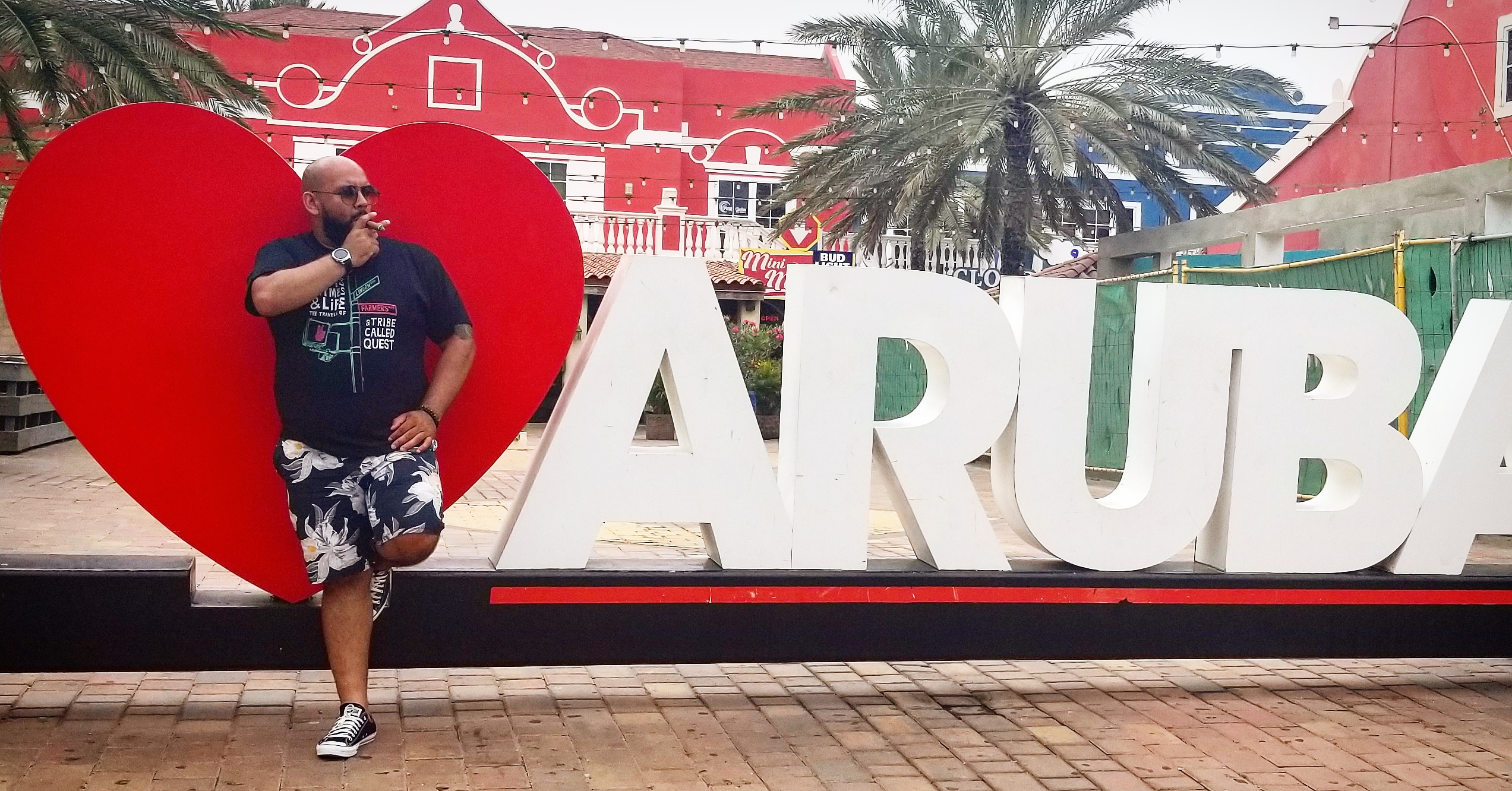 VINTAGE FLOWS: Aruba, One Happy Wine-Land