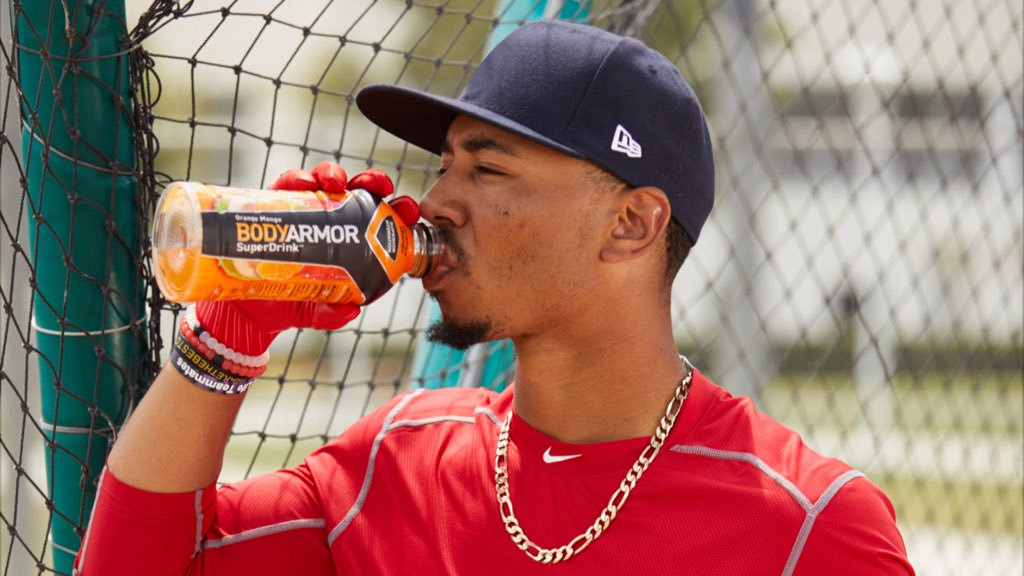 Body Armor Superior Hydration SOCIAL